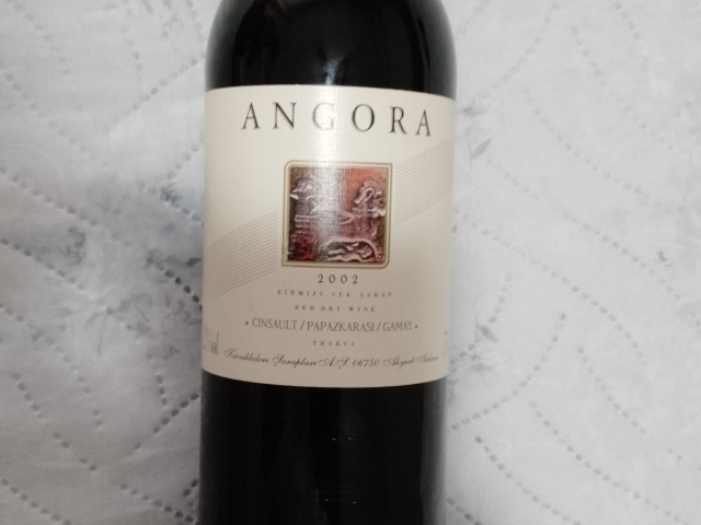 2002 Angora şarap