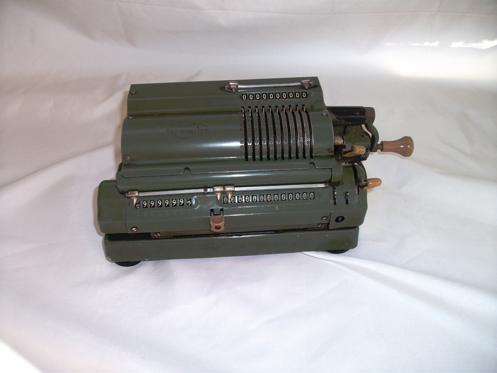 Triumphator Hesap Makinesi