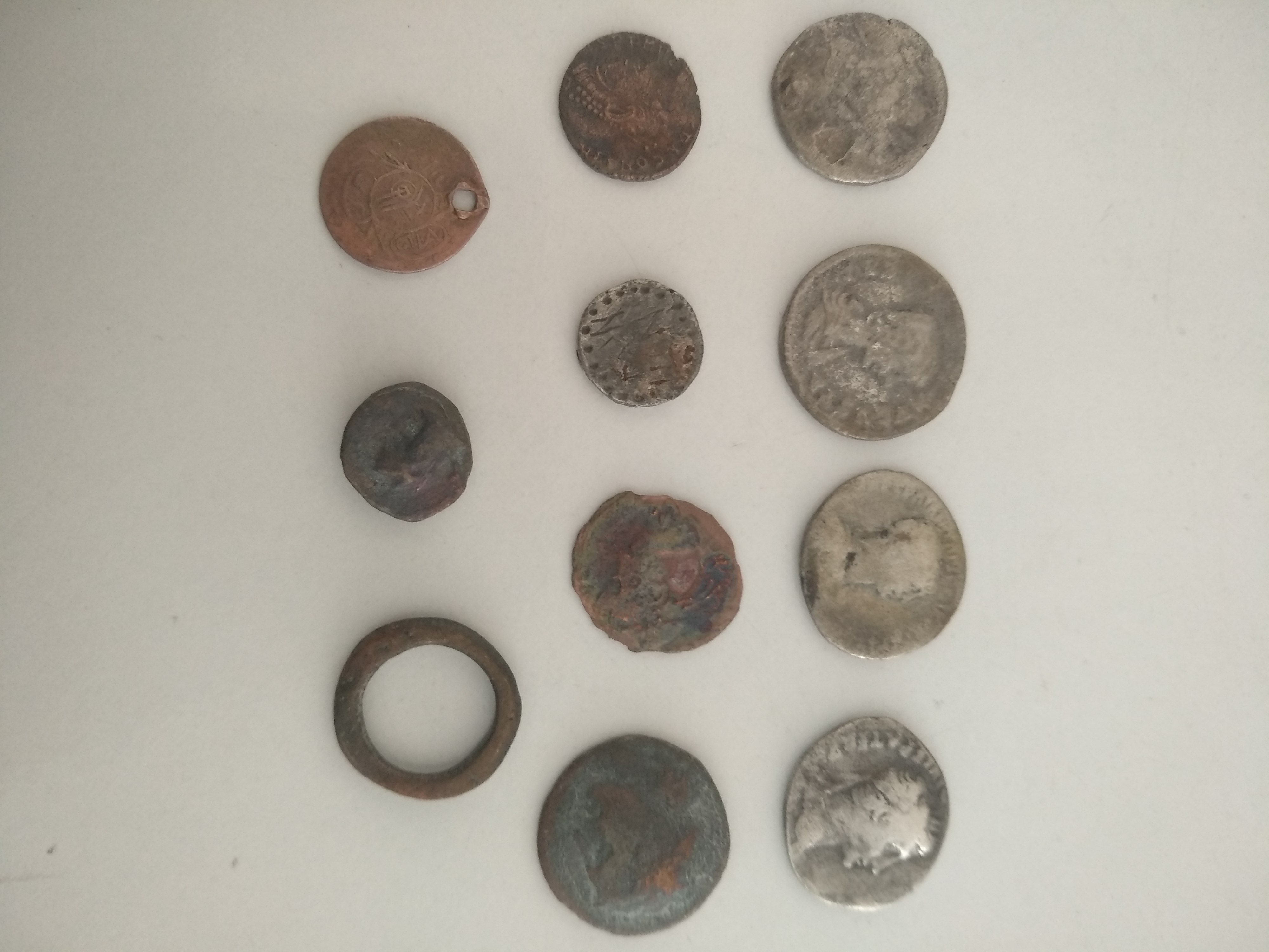 Antika para