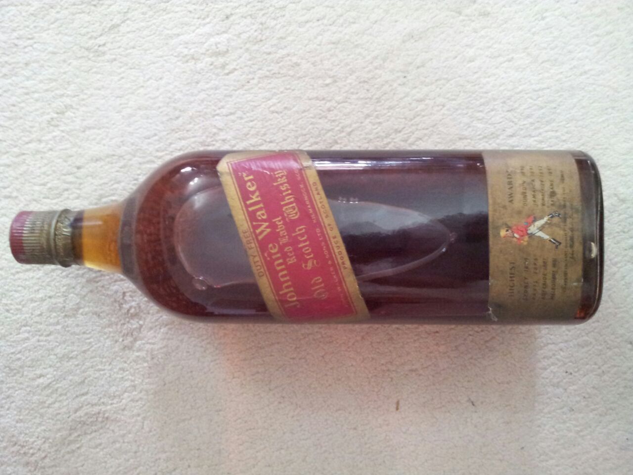 En az 50 yıllık Johnny Walker