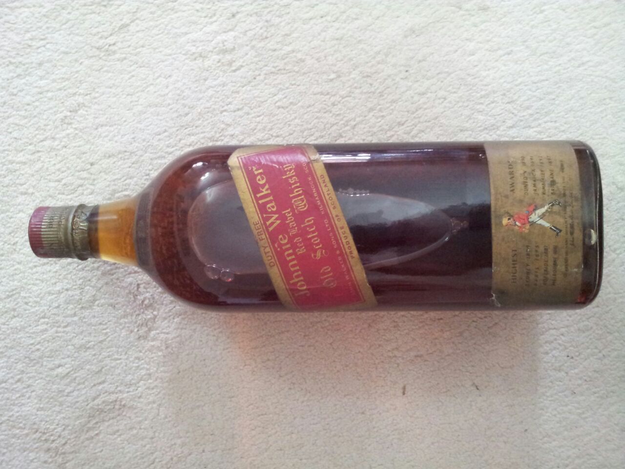 En az 50 yıllık Johnny Walker
