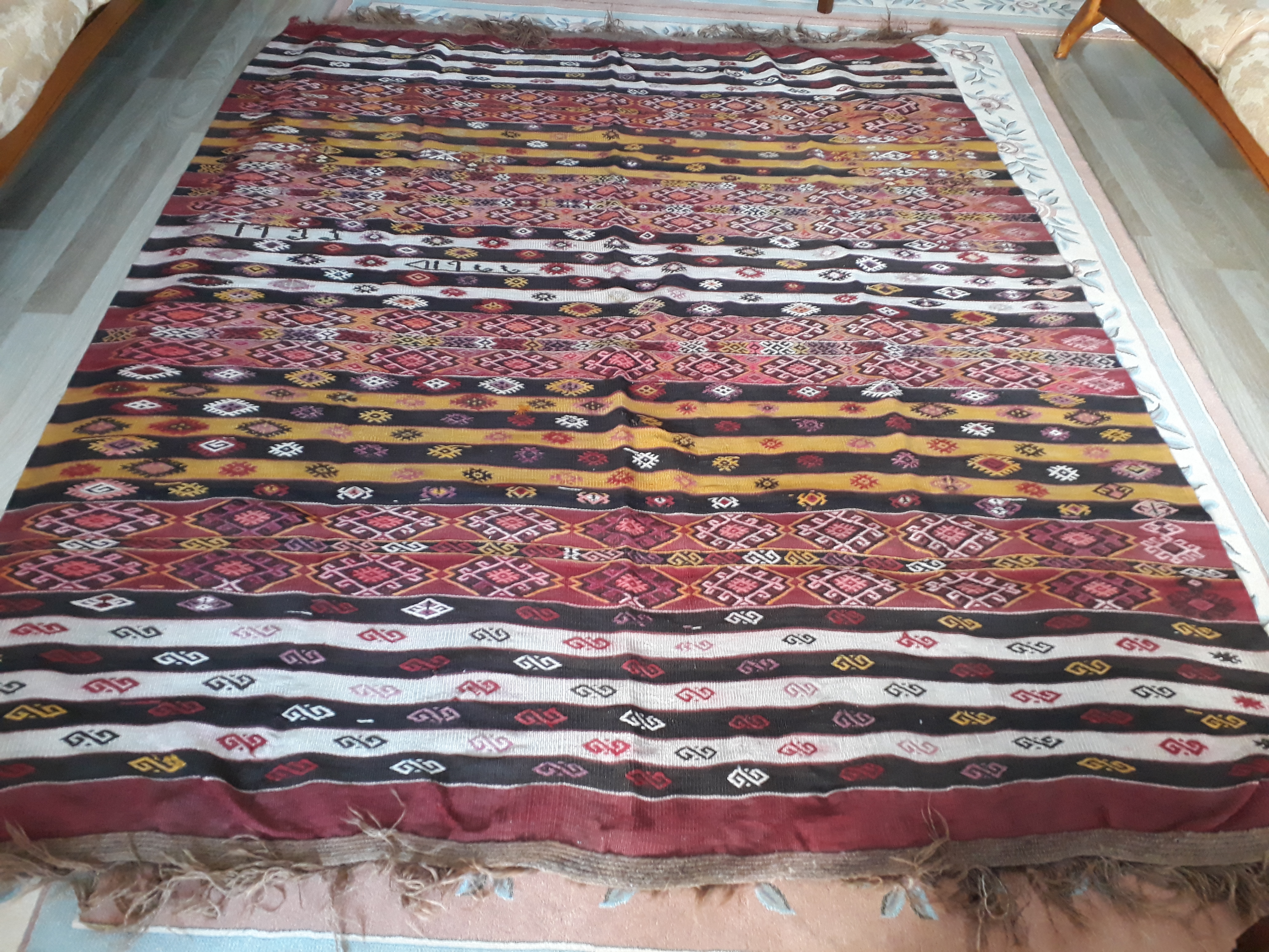 1935 yapımı Antika kilim