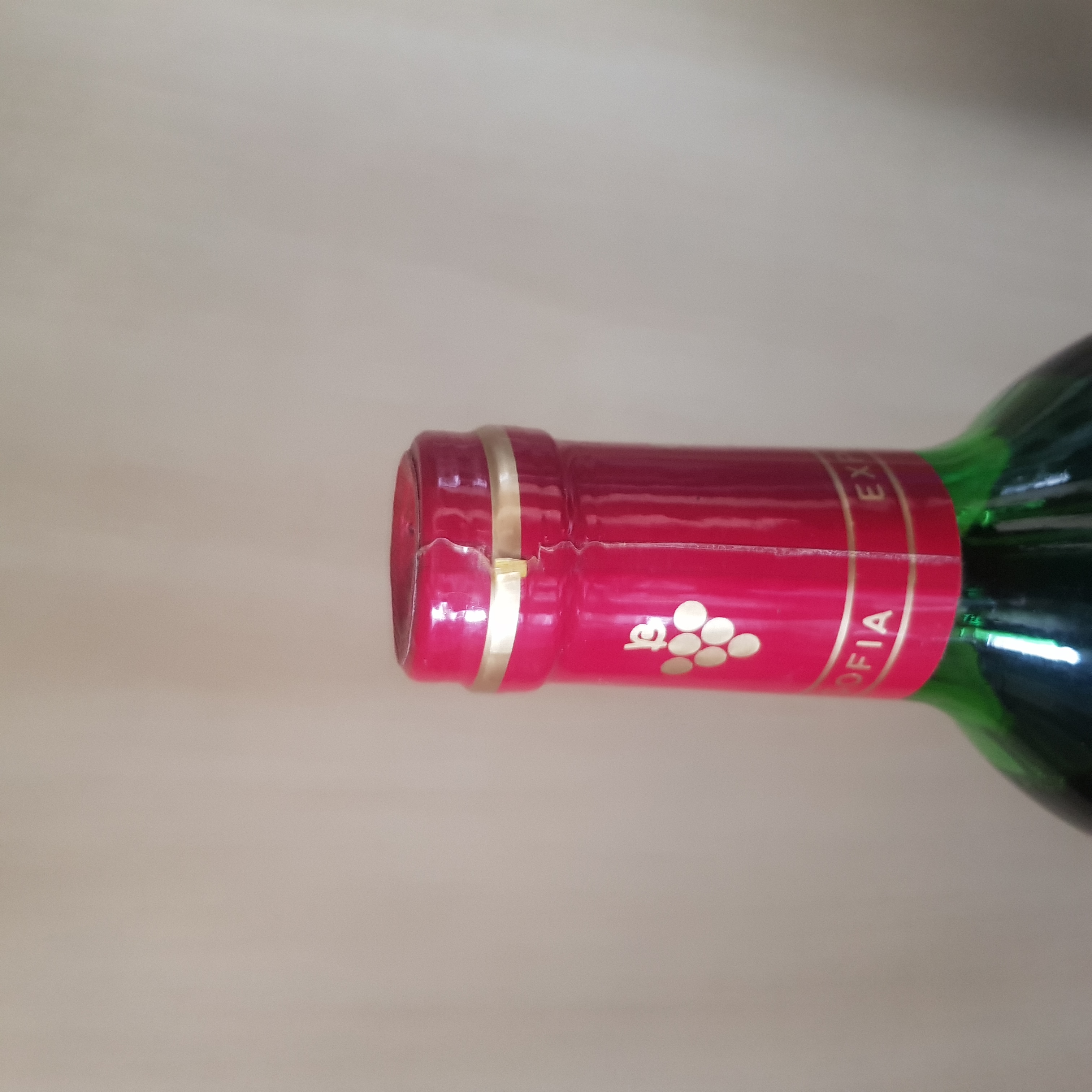 1980 Sophia Kırmızı Sek Cabernet- Sauvignon Bulgar Şarap 750ml.