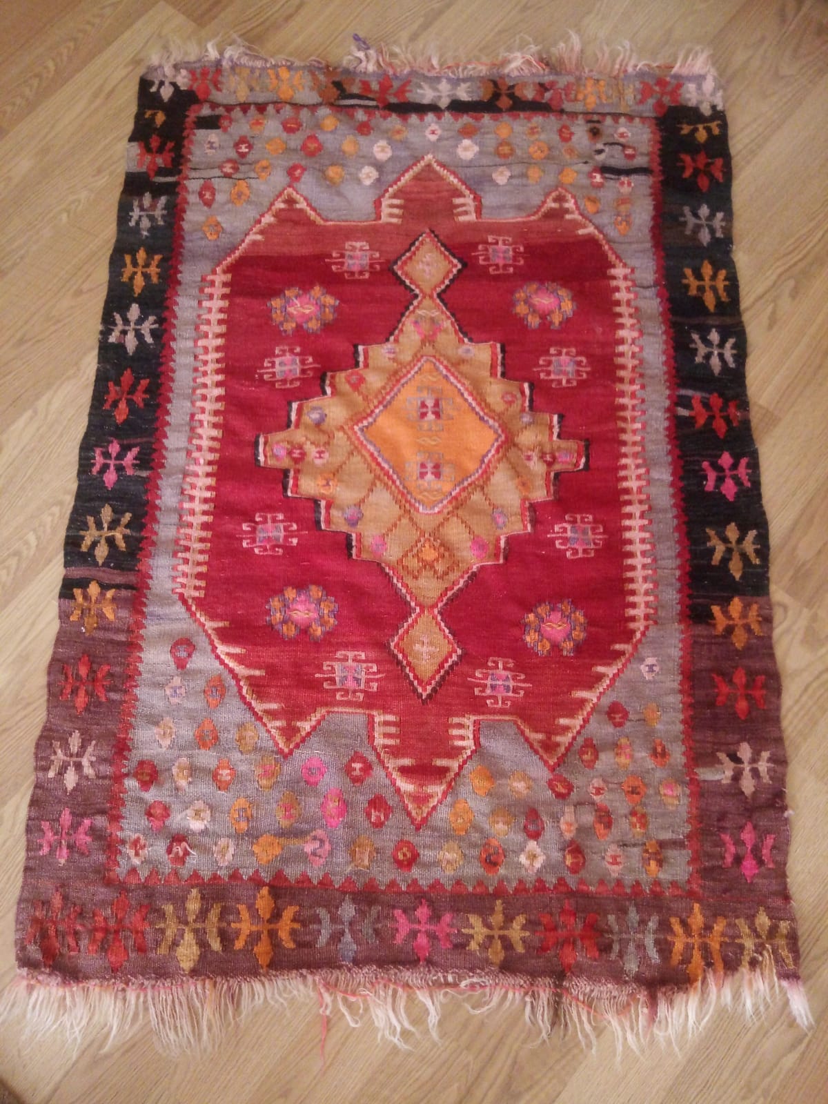 kök boyalı el dokuması kilim
