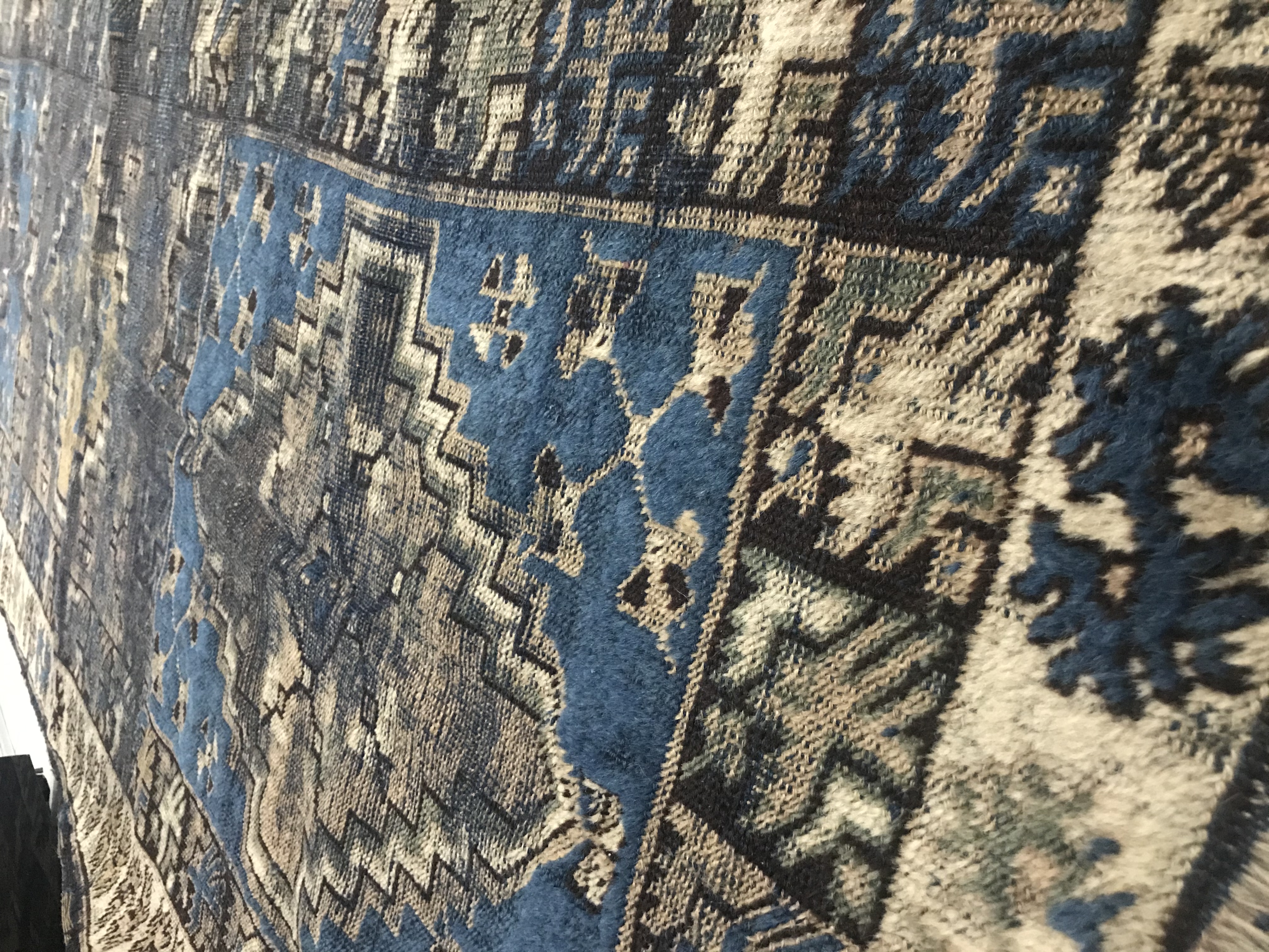 150-200 Yıllık Kök Boyalı Koyun Yününden El Dokuması Kilim