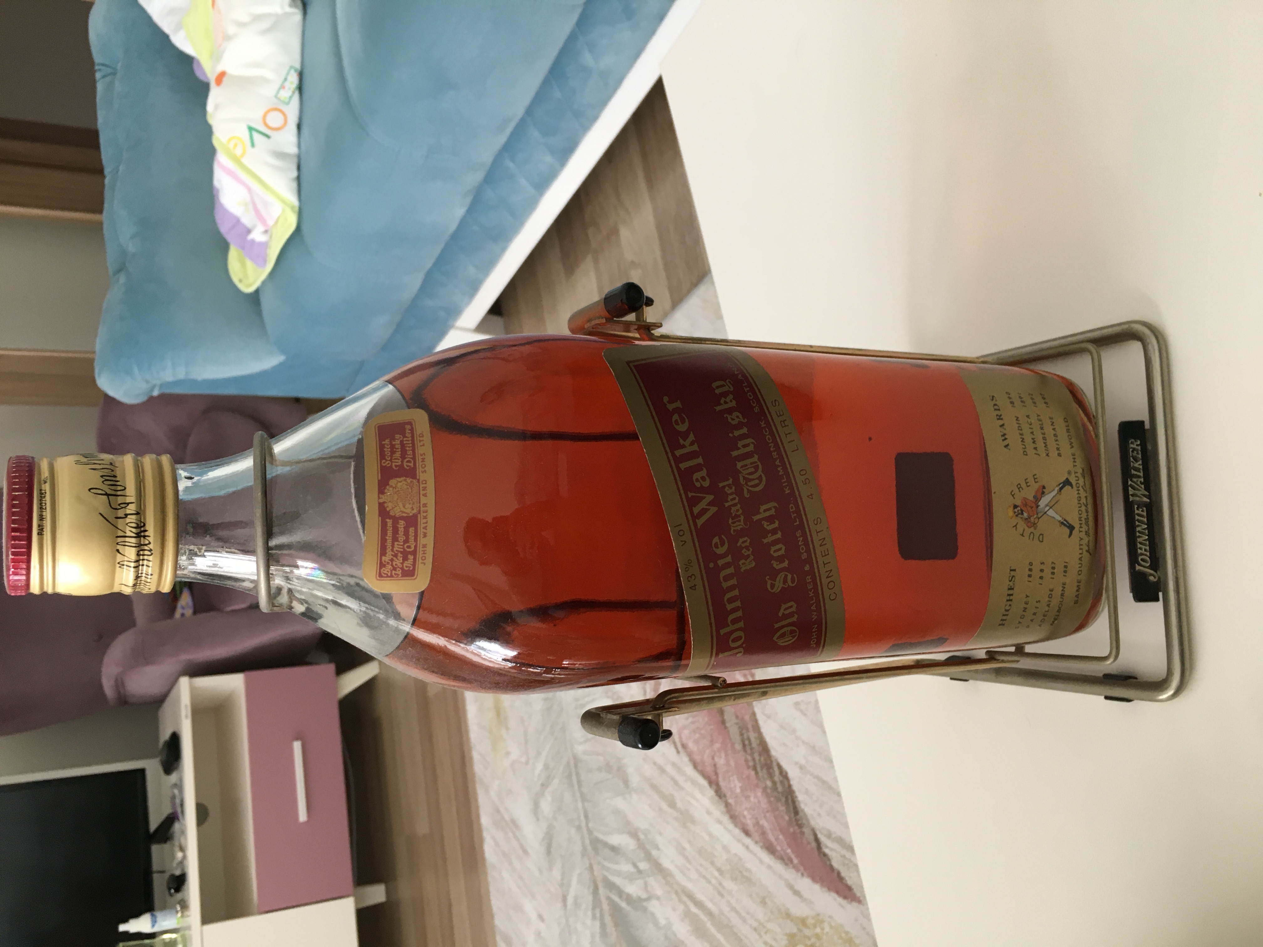 Johnnie Walker (Red Label)
