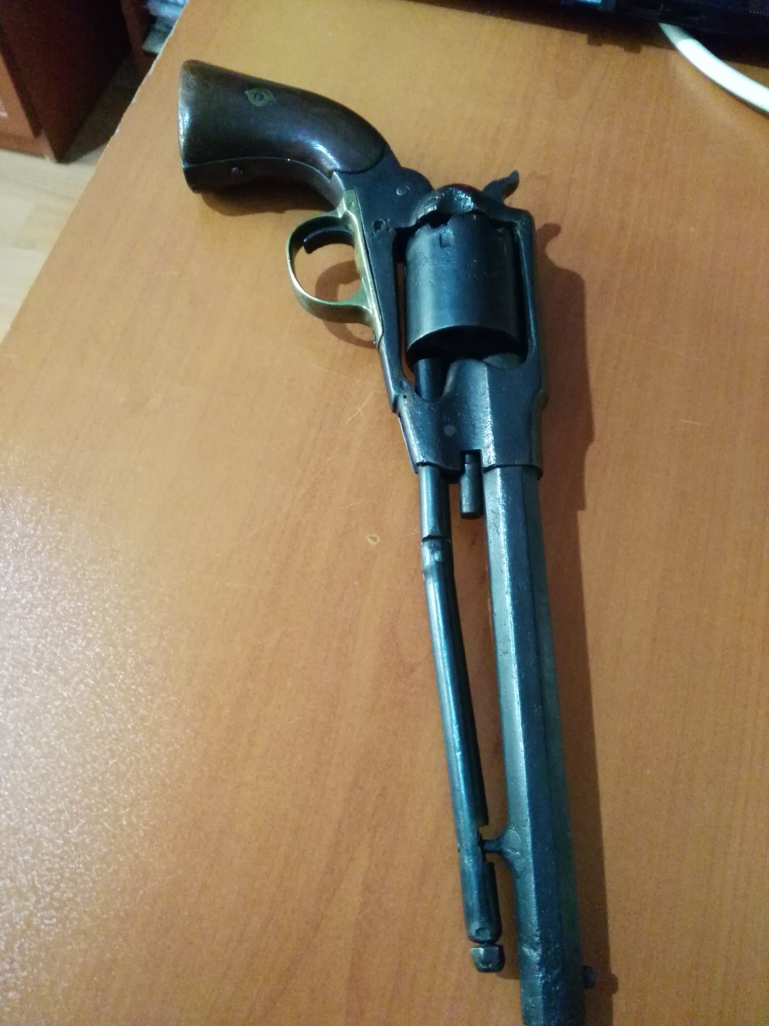 COLT 6 PATLAR