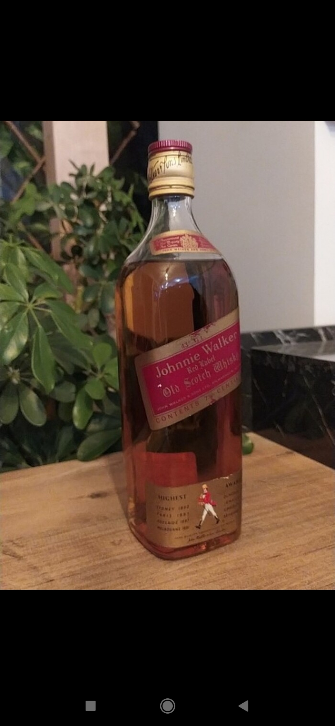 Johnny Walker red rabel
