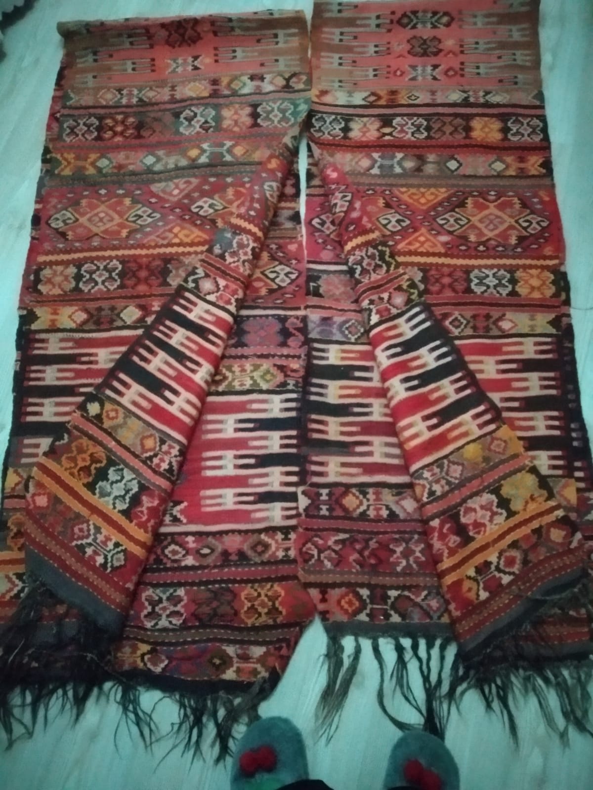 Keçi Kılından Yaklaşık 150 yıllık ikiz kilim